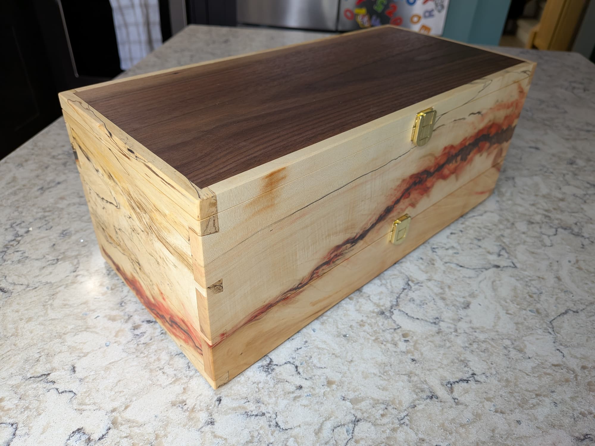 Woodworking project - box dovetails manitoba maple